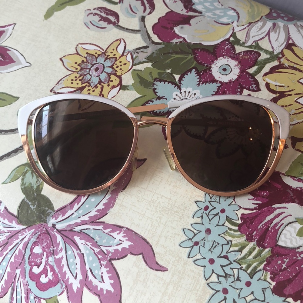 White trim sunglasses